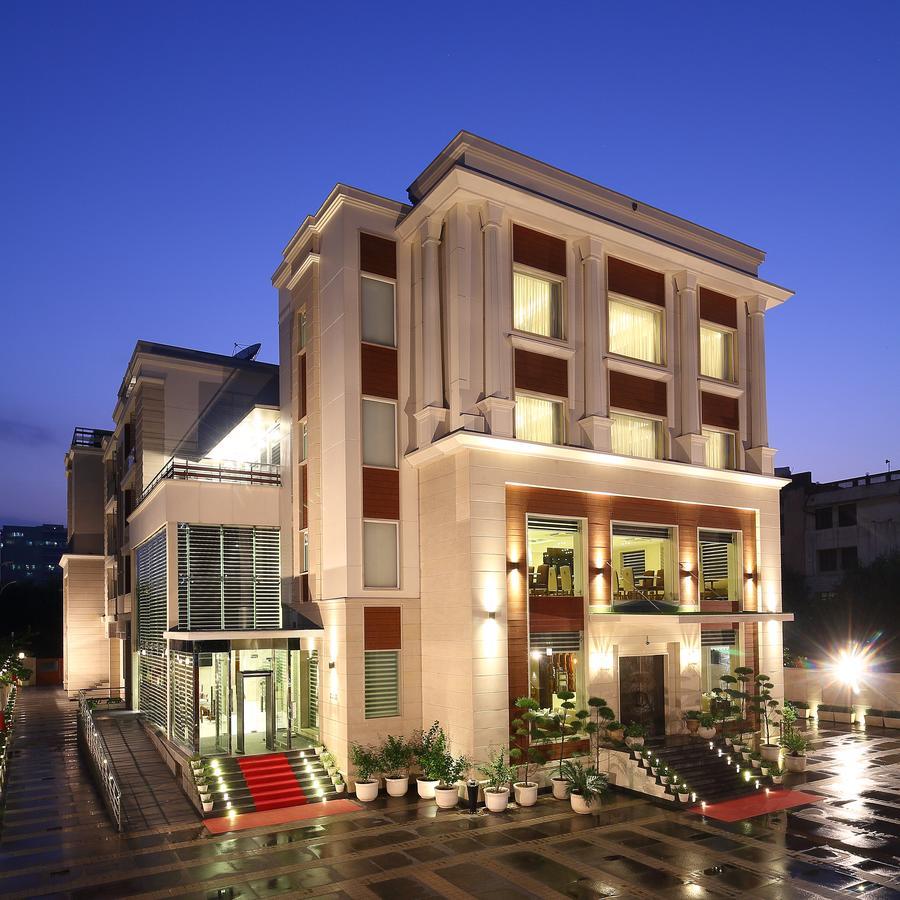 Ameya Suites Neu-Delhi Exterior foto